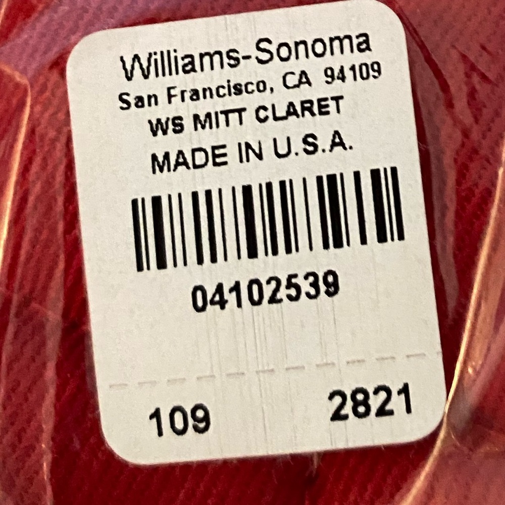 Williams Sonoma Claret Red Oven Mitts New with Tags - Picture 4 of 4